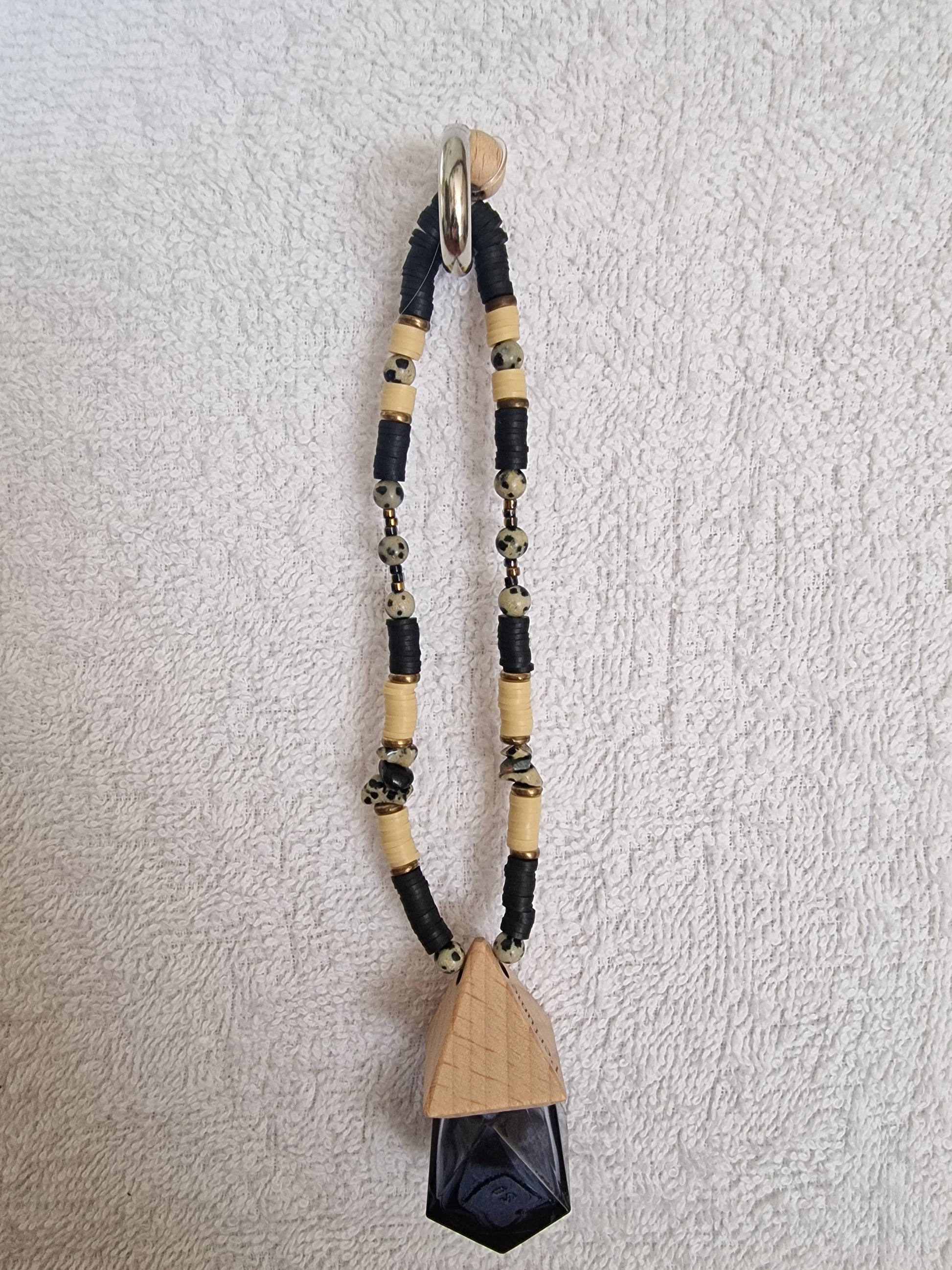 Autoparfumhanger met kralen