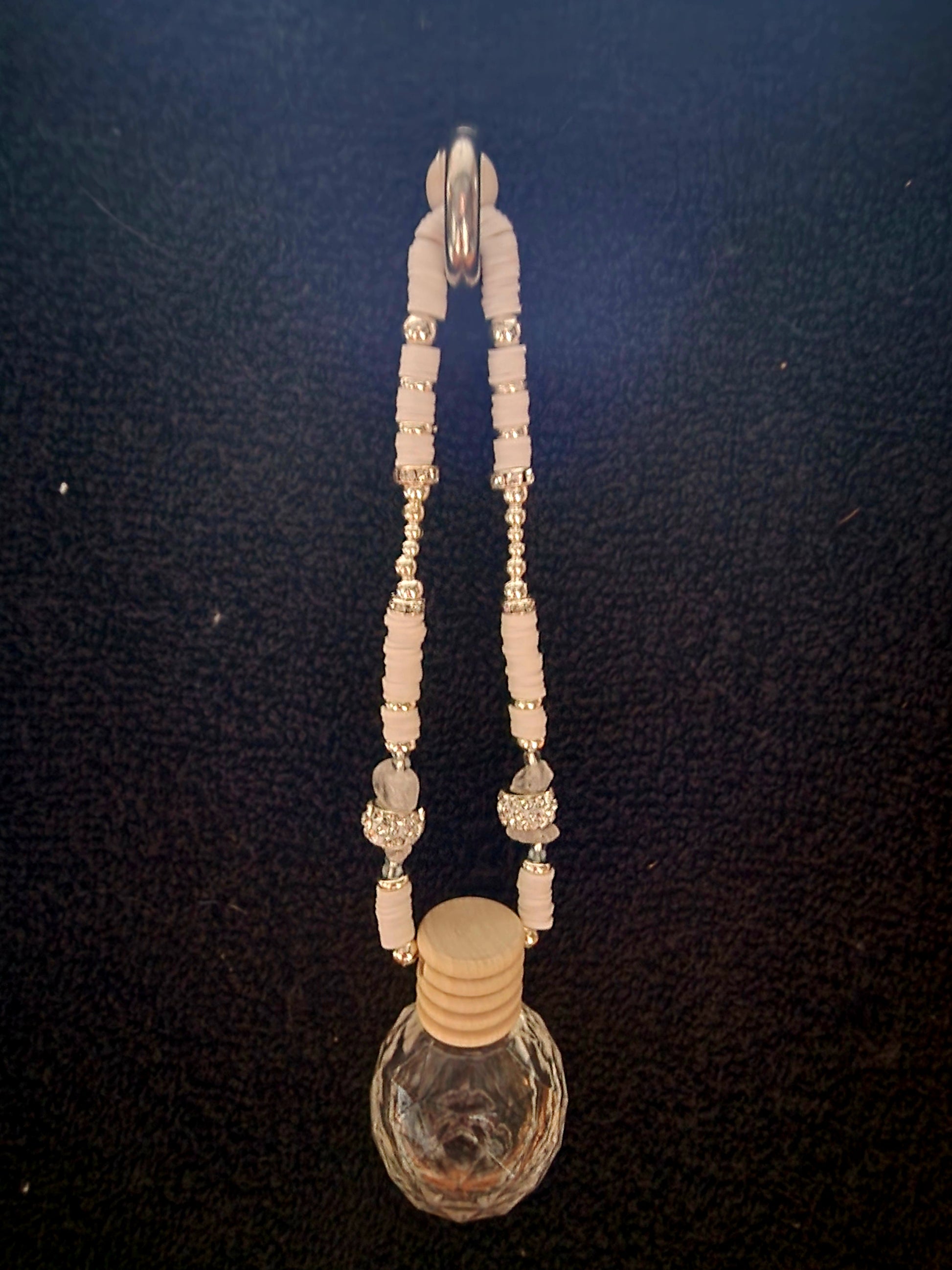 Autoparfumhanger met kralen